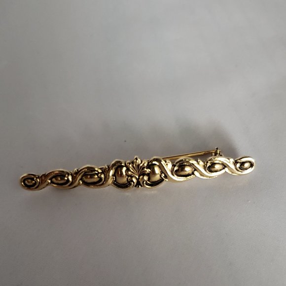 Sarah Coventry Bar Pin with Scroll Work Design - Picture 5 of 6